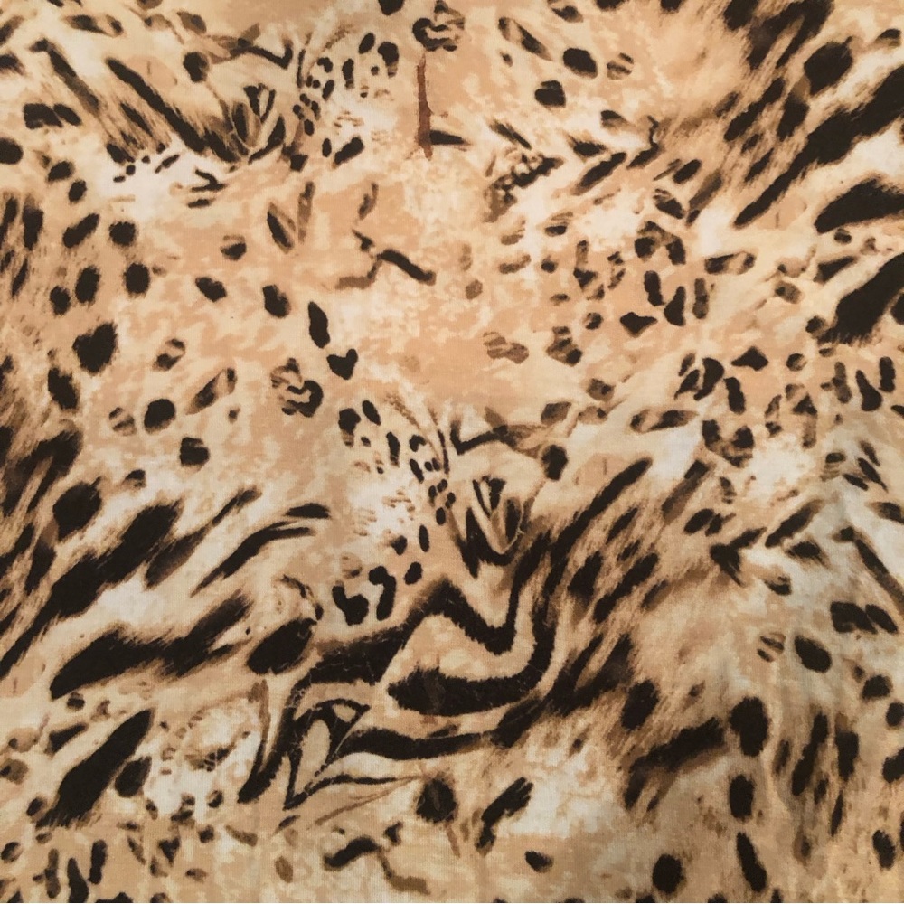 Lysse Sz XL Animal Print Tunic - Tan and Black - Picture 6 of 10